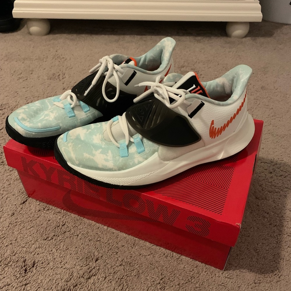 Nike Kyrie 3 Flytrap